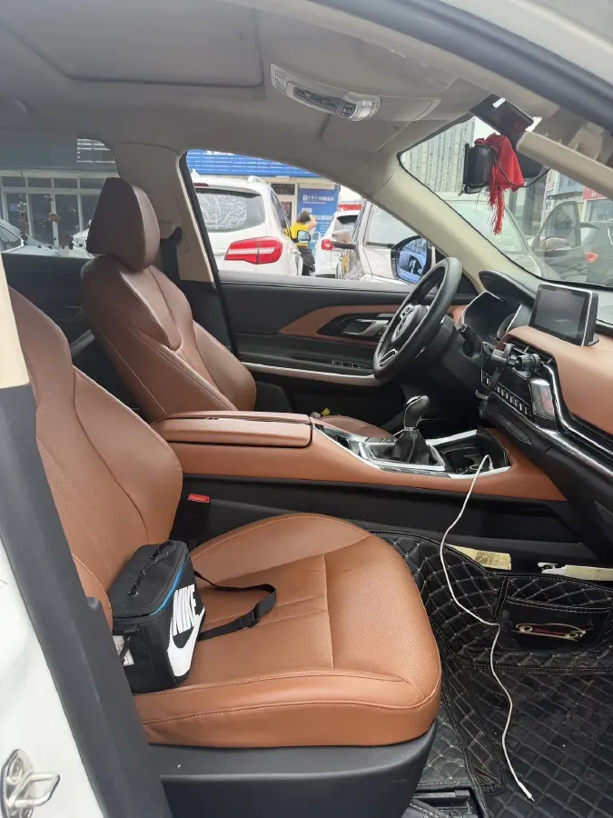 2018 Zotye T500 1.5T 156HP L4 5MT,autocango,china used car exporter,china ev exporter,chinese used car exporter,chinese used ev exporter