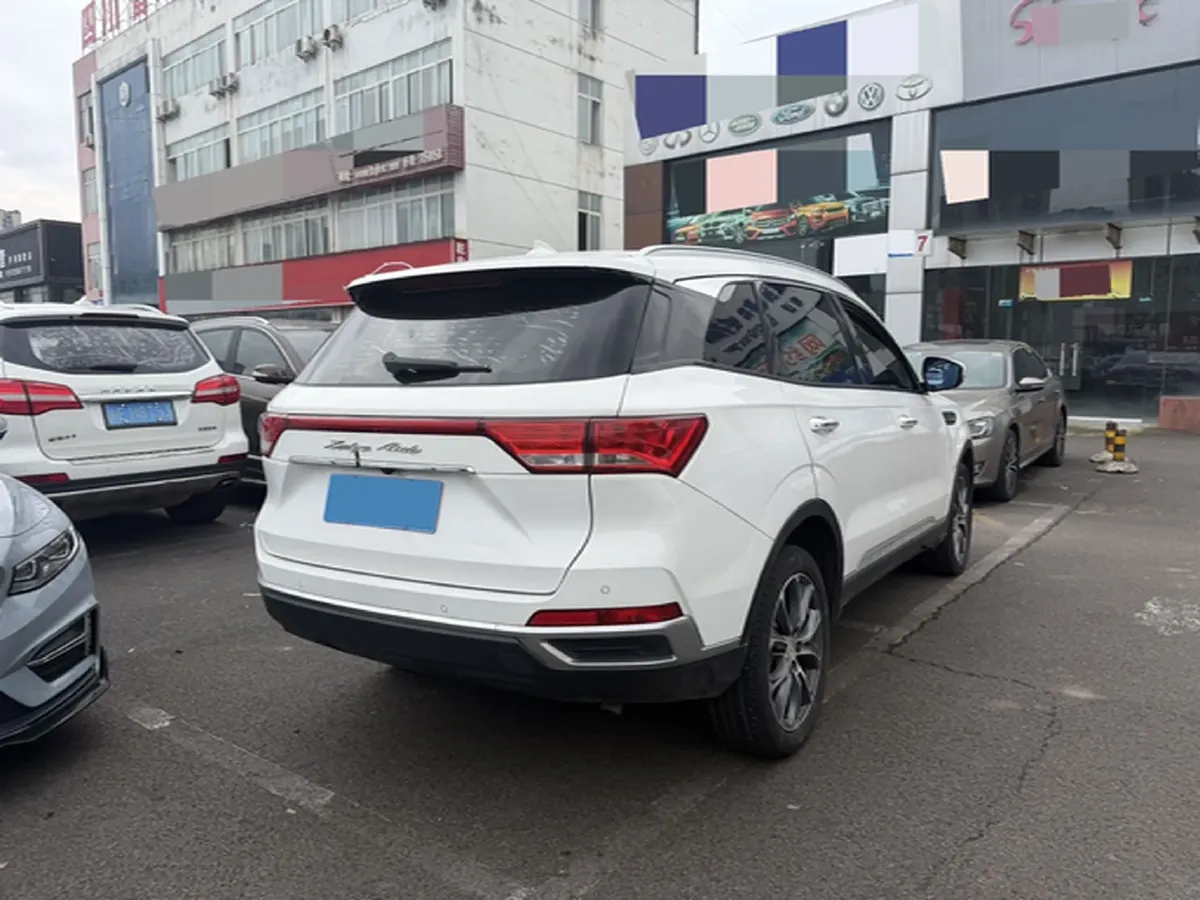 2018 Zotye T500 1.5T 156HP L4 5MT,autocango,china used car exporter,china ev exporter,chinese used car exporter,chinese used ev exporter