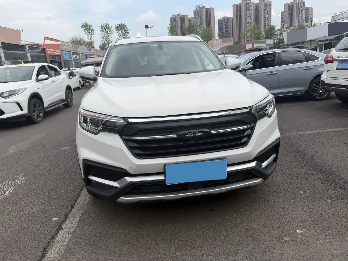 2018 Zotye T500 1.5T 156HP L4 5MT,autocango,china used car exporter,china ev exporter,chinese used car exporter,chinese used ev exporter