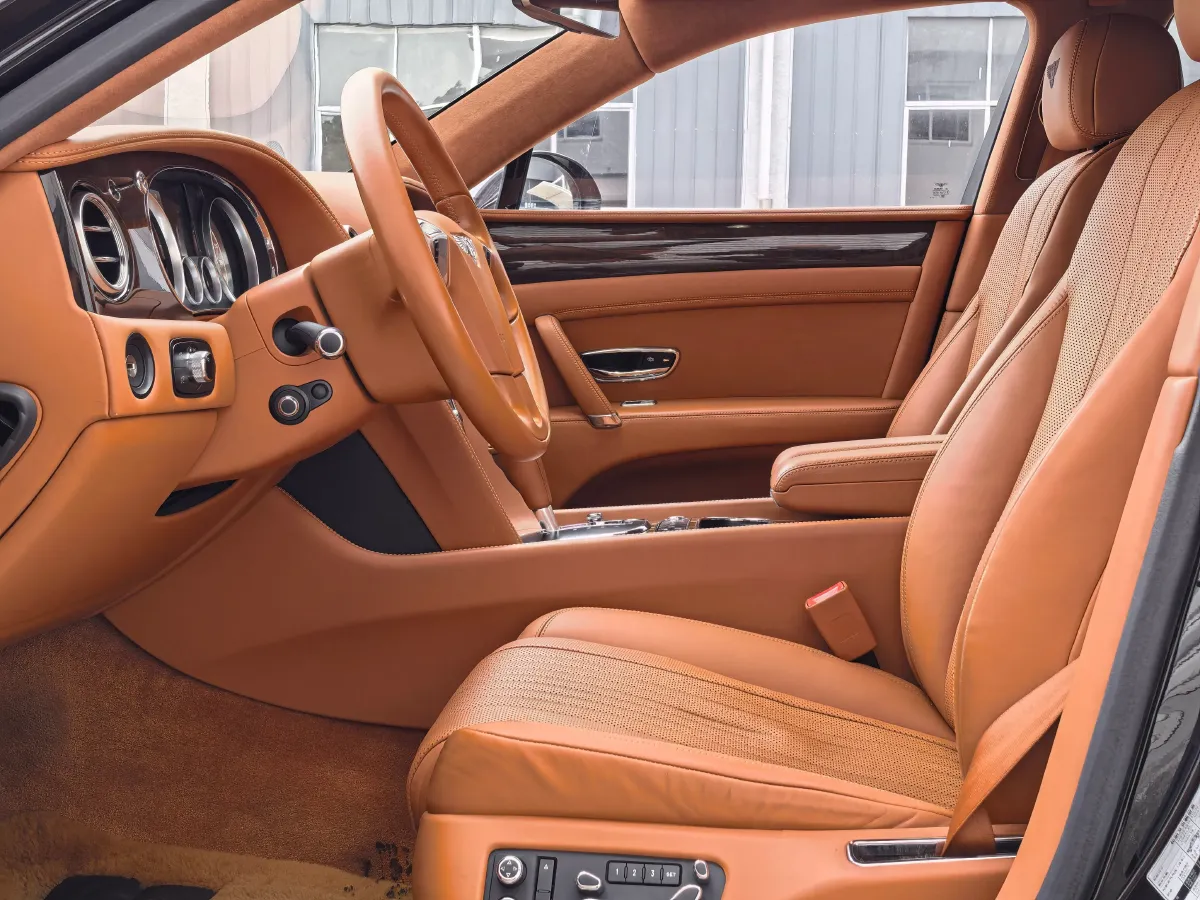 2017 Bentley Flying Spur 4.0T 507HP V8 8AT,autocango,china used car exporter,china ev exporter,chinese used car exporter,chinese used ev exporter