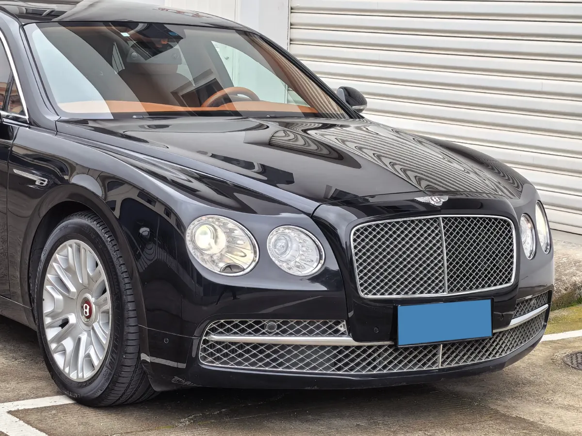 2017 Bentley Flying Spur 4.0T 507HP V8 8AT,autocango,china used car exporter,china ev exporter,chinese used car exporter,chinese used ev exporter