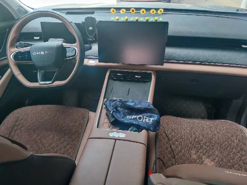 2024 Chery Tiggo8L 2.0T 254HP L4 8AT,autocango,china used car exporter,china ev exporter,chinese used car exporter,chinese used ev exporter