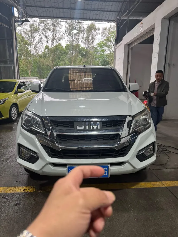 2020 ChangAn Kaicene KaiCheng F70 2.4T 218HP L4 6MT,autocango,china used car exporter,china ev exporter,chinese used car exporter,chinese used ev exporter