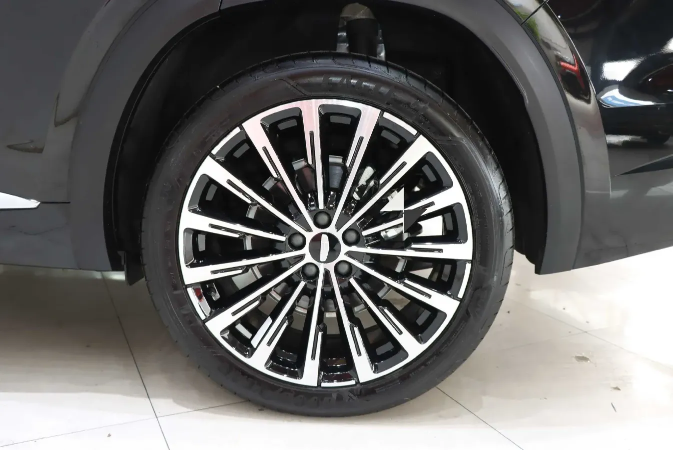 2025 Geely Monjaro 2.0T 238HP L4 8AT,autocango,china used car exporter,china ev exporter,chinese used car exporter,chinese used ev exporter