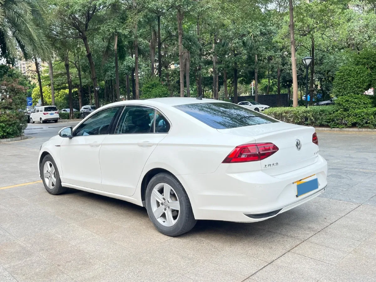 2019 Volkswagen T-Cross 1.4T 150HP L4 7DCT,autocango,china used car exporter,china ev exporter,chinese used car exporter,chinese used ev exporter