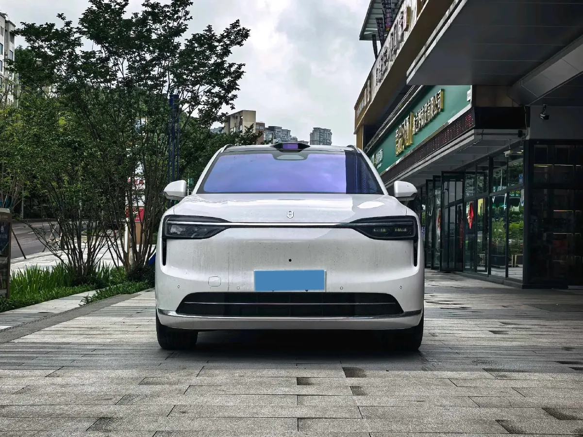 2026 AITO AITO M7 REEV 160HP REEV,autocango,china used car exporter,china ev exporter,chinese used car exporter,chinese used ev exporter