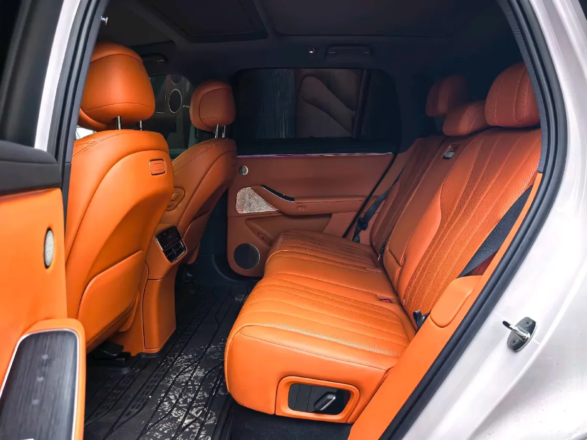 2026 AITO AITO M7 REEV 160HP REEV,autocango,china used car exporter,china ev exporter,chinese used car exporter,chinese used ev exporter