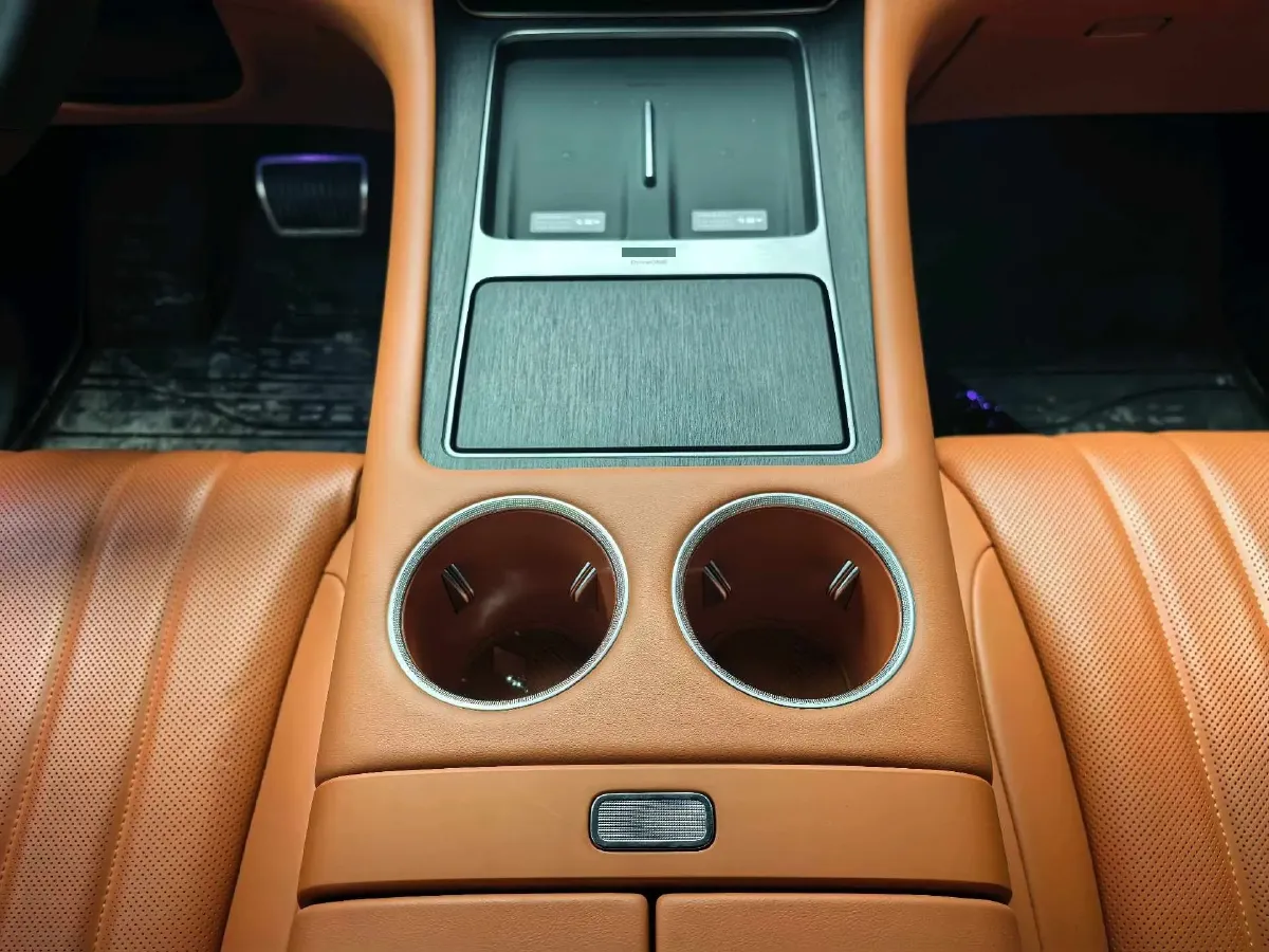 2026 AITO AITO M7 REEV 160HP REEV,autocango,china used car exporter,china ev exporter,chinese used car exporter,chinese used ev exporter