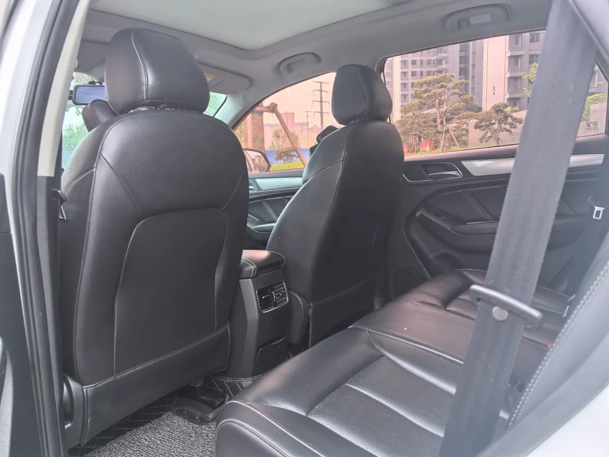 2017 Haval H2 1.5T 150HP L4 6MT,autocango,china used car exporter,china ev exporter,chinese used car exporter,chinese used ev exporter