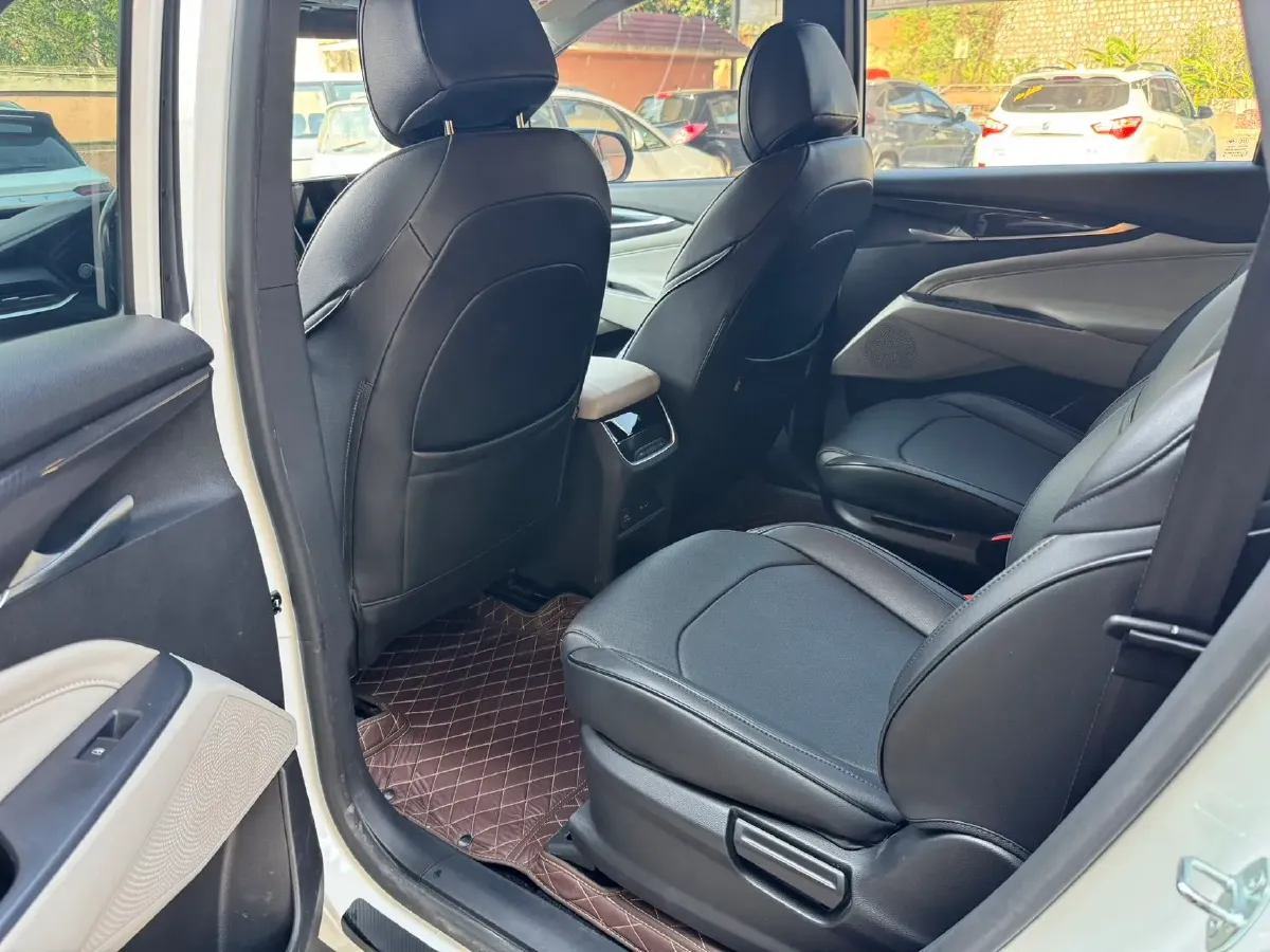 2021 MAXUS G50 1.5T 169HP L4 6MT,autocango,china used car exporter,china ev exporter,chinese used car exporter,chinese used ev exporter