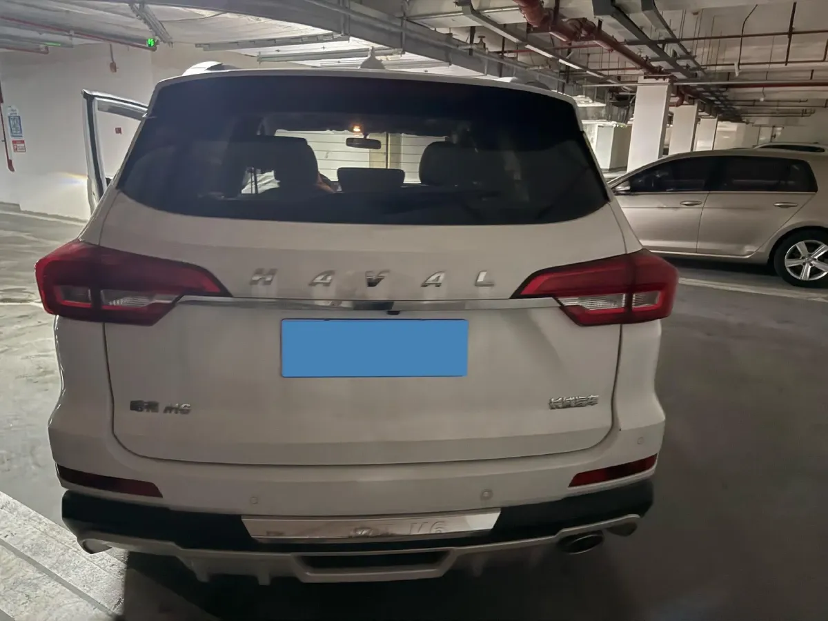 2019 Haval M6 1.5T 150HP L4 7DCT,autocango,china used car exporter,china ev exporter,chinese used car exporter,chinese used ev exporter