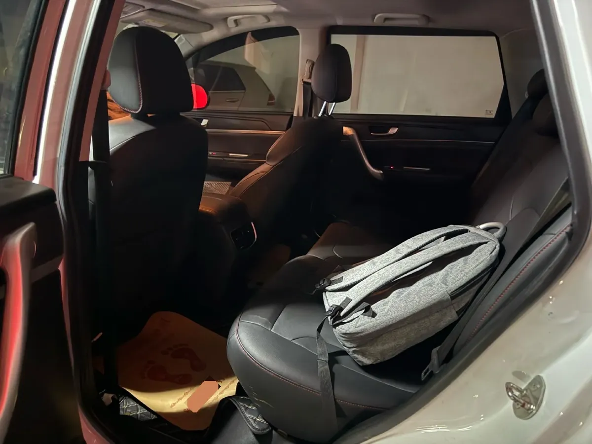 2019 Haval M6 1.5T 150HP L4 7DCT,autocango,china used car exporter,china ev exporter,chinese used car exporter,chinese used ev exporter