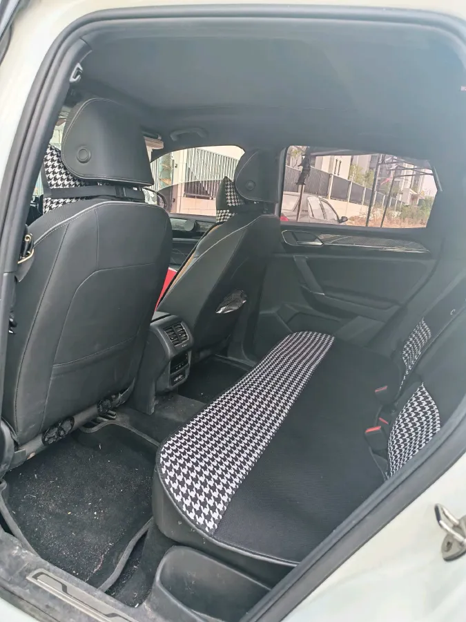 2020 Volkswagen Tayron X 2.0T 186HP L4 7DCT,autocango,china used car exporter,china ev exporter,chinese used car exporter,chinese used ev exporter