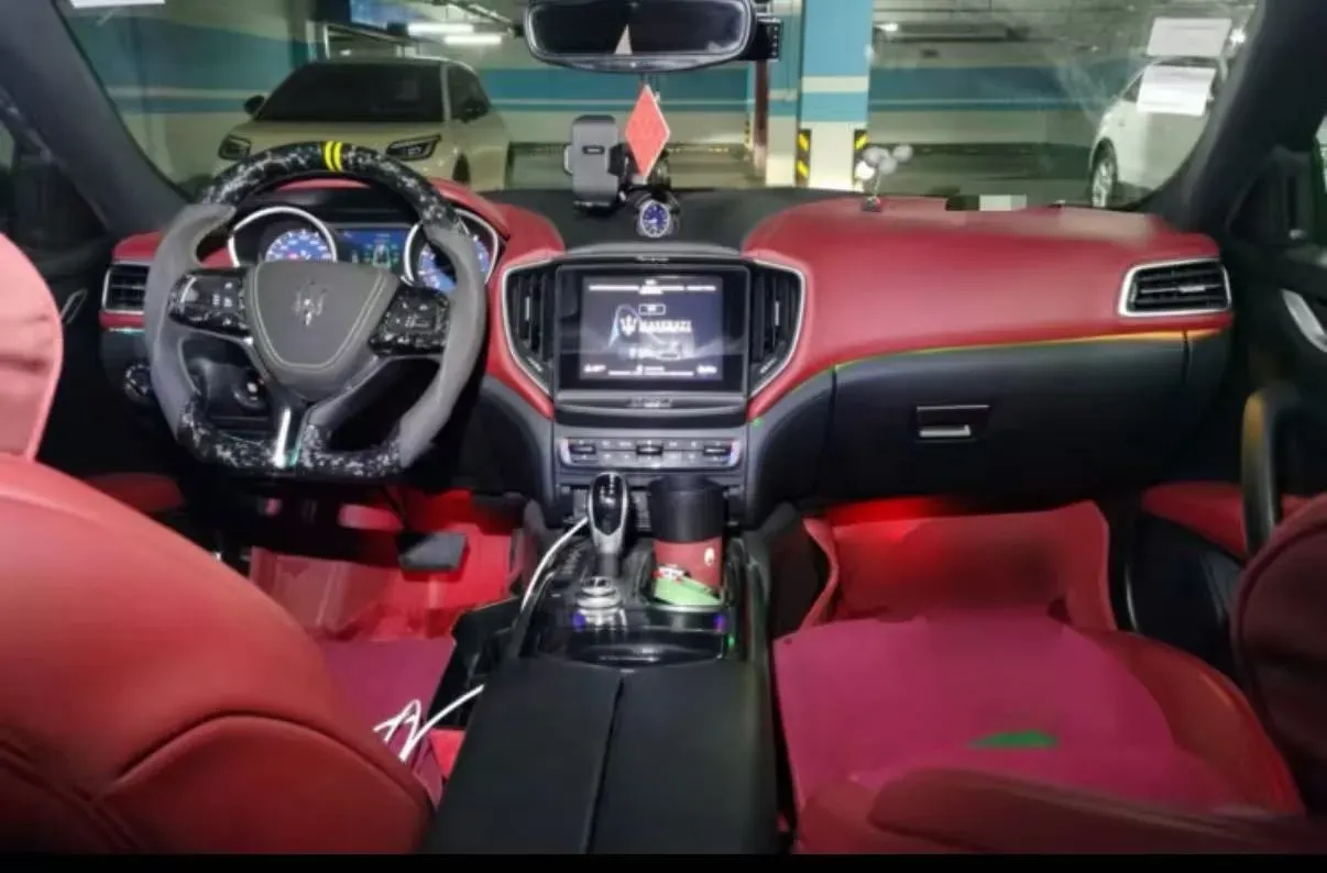 2018 Maserati Ghibli 3.0T 350HP V6 8AT,autocango,china used car exporter,china ev exporter,chinese used car exporter,chinese used ev exporter