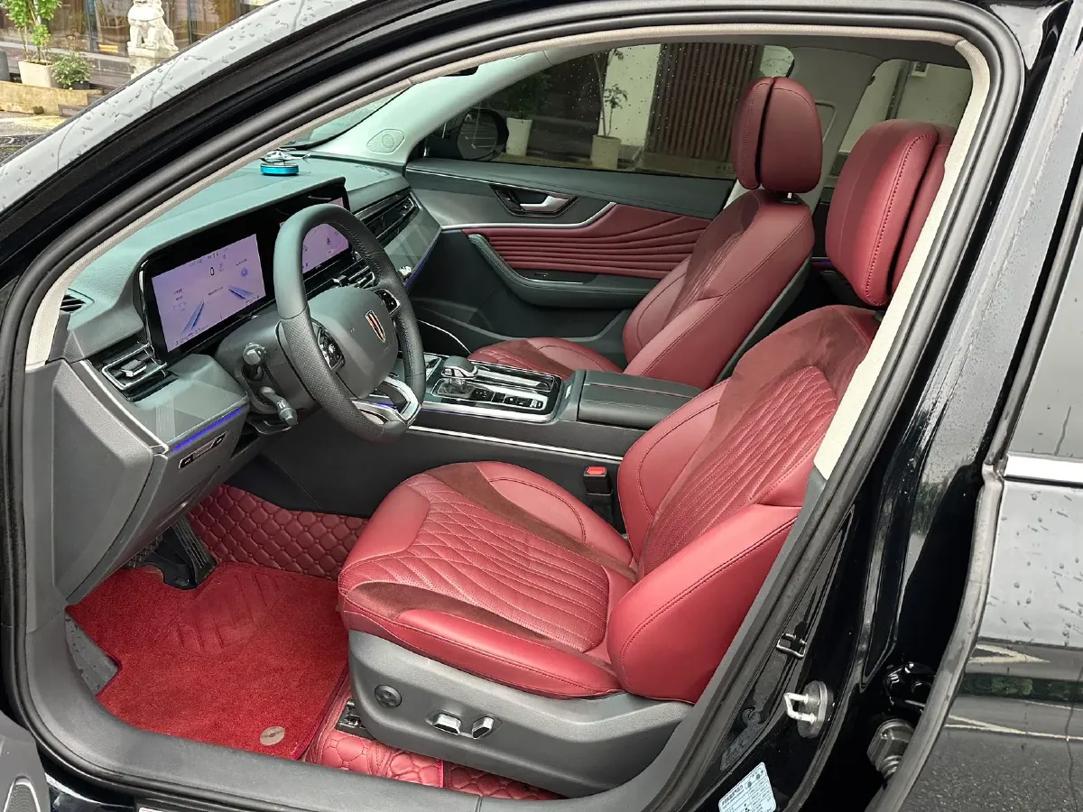 2023 HongQi HS5 2.0T 252HP L4 8AT,autocango,china used car exporter,china ev exporter,chinese used car exporter,chinese used ev exporter