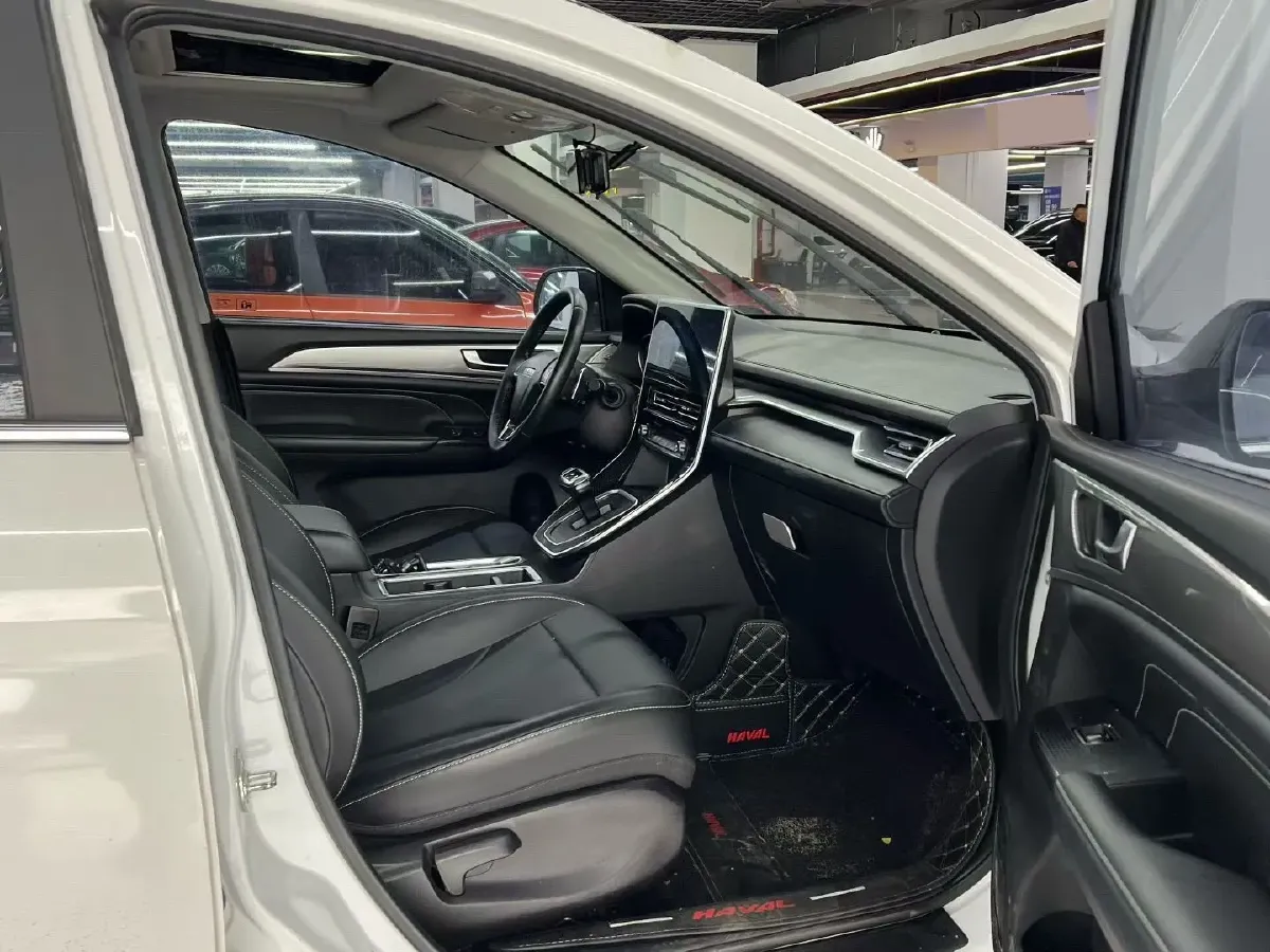 2021 Haval M6 1.5T 150HP L4 7DCT,autocango,china used car exporter,china ev exporter,chinese used car exporter,chinese used ev exporter