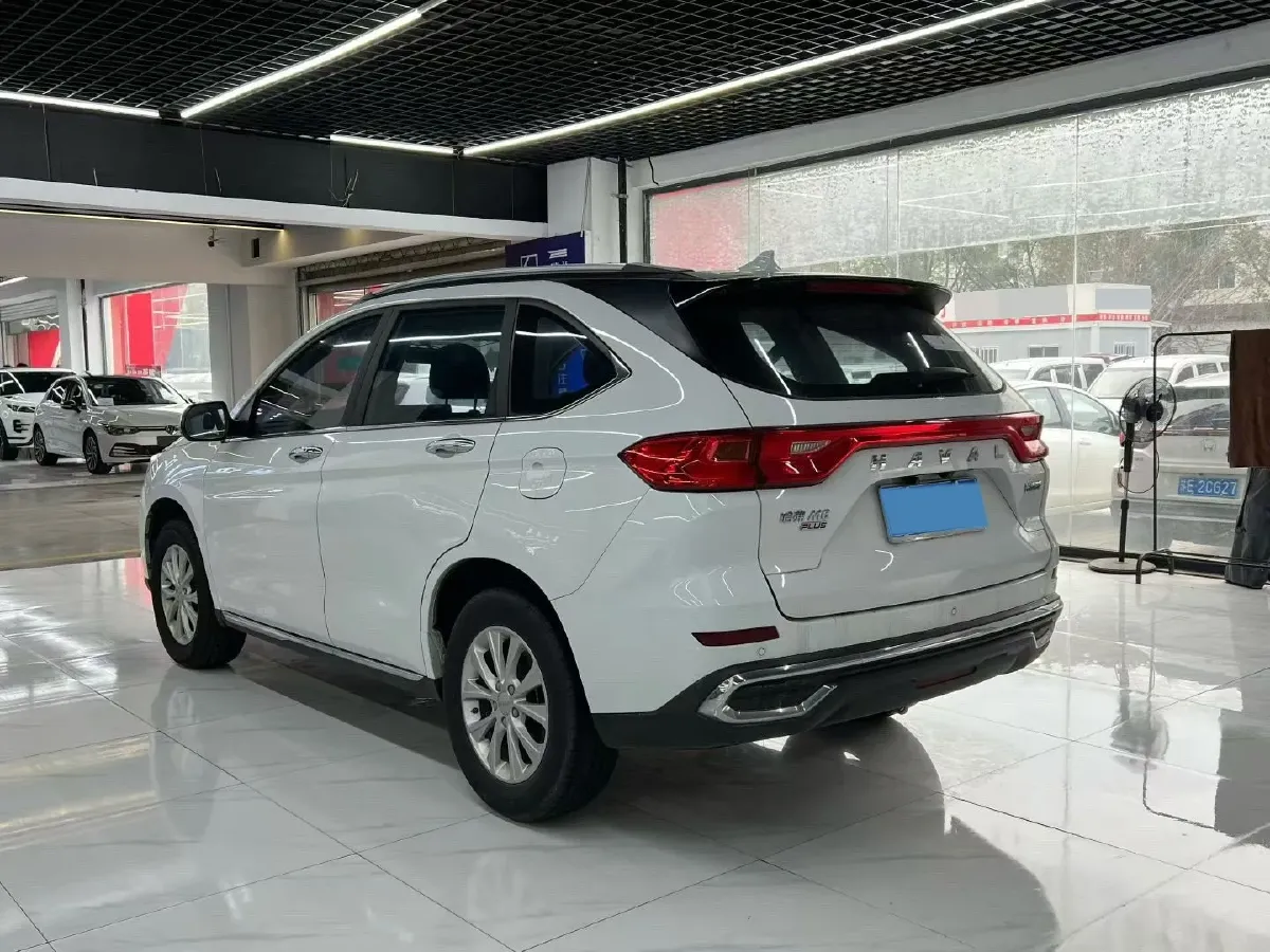 2021 Haval M6 1.5T 150HP L4 7DCT,autocango,china used car exporter,china ev exporter,chinese used car exporter,chinese used ev exporter