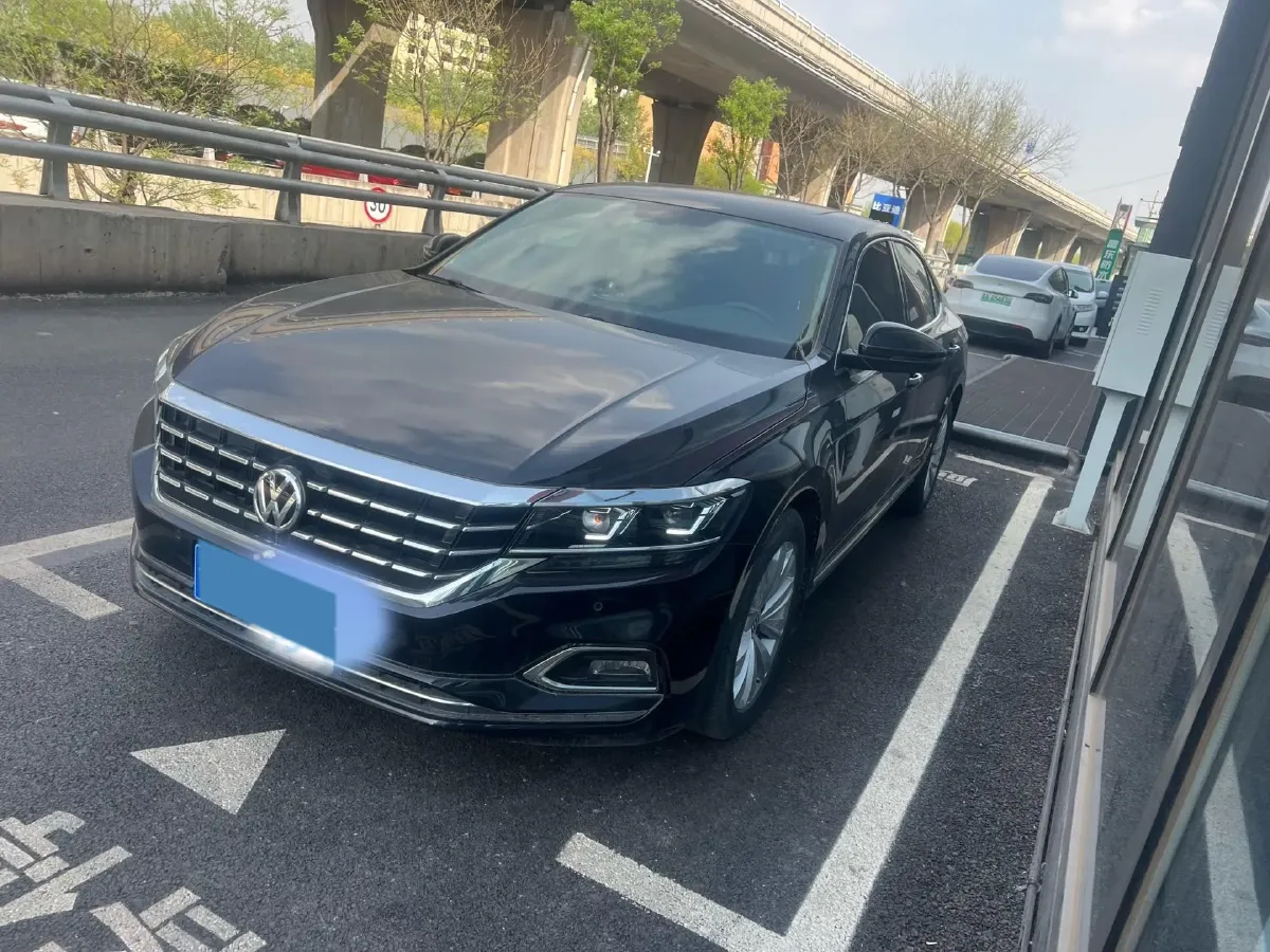 2019 Skoda Kodiak 2.0T 186HP L4 7DCT,autocango,china used car exporter,china ev exporter,chinese used car exporter,chinese used ev exporter