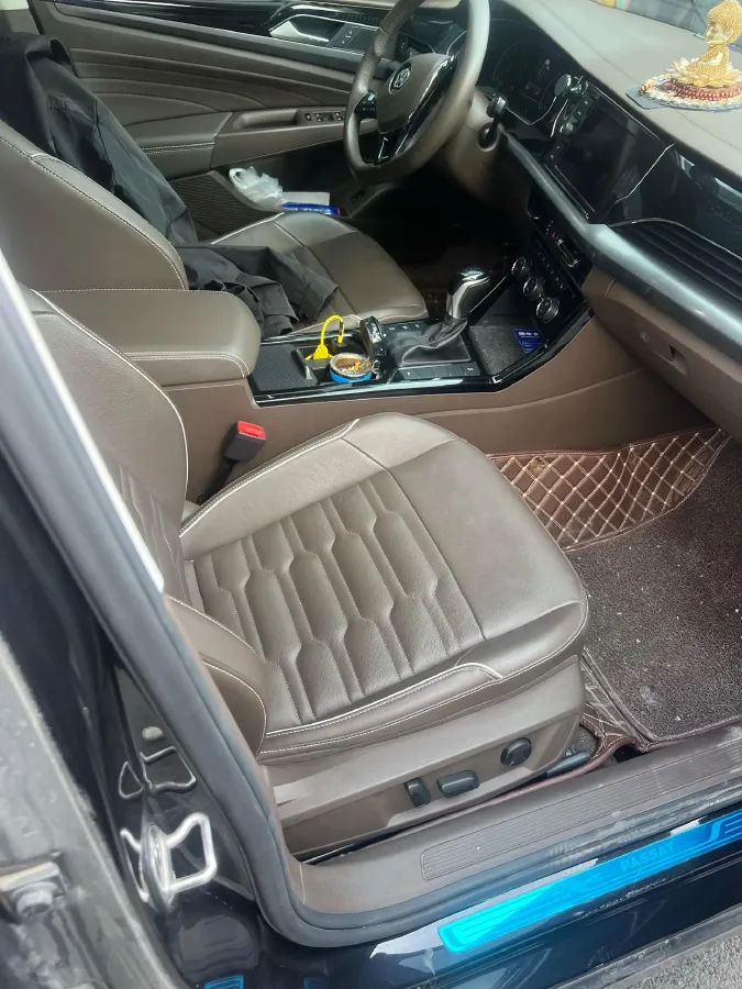 2019 Skoda Kodiak 2.0T 186HP L4 7DCT,autocango,china used car exporter,china ev exporter,chinese used car exporter,chinese used ev exporter