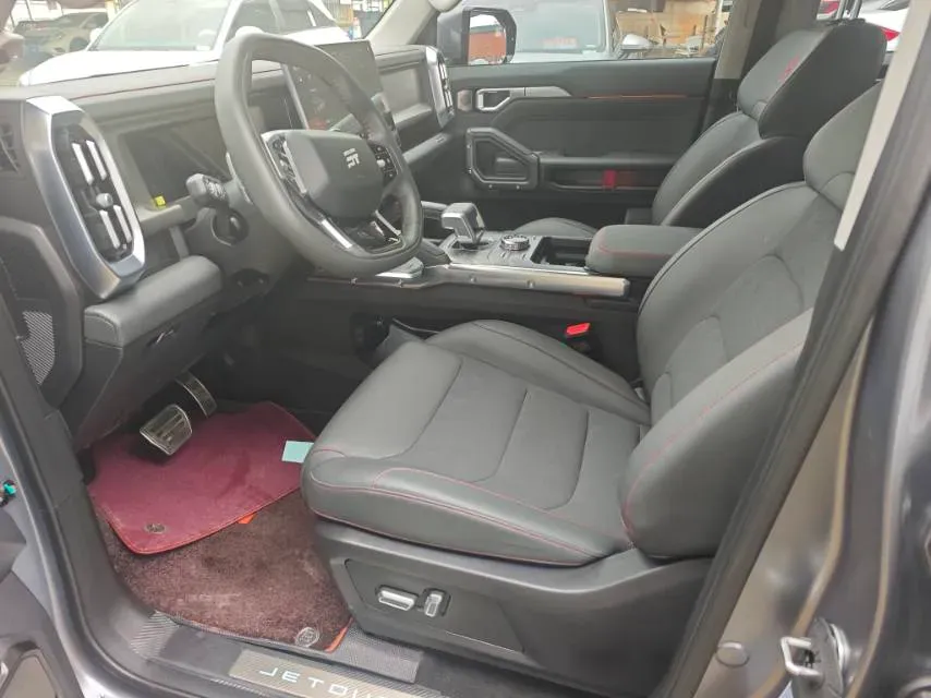 2023 Jetour Traveller 2.0T 254HP L4 7DCT,autocango,china used car exporter,china ev exporter,chinese used car exporter,chinese used ev exporter