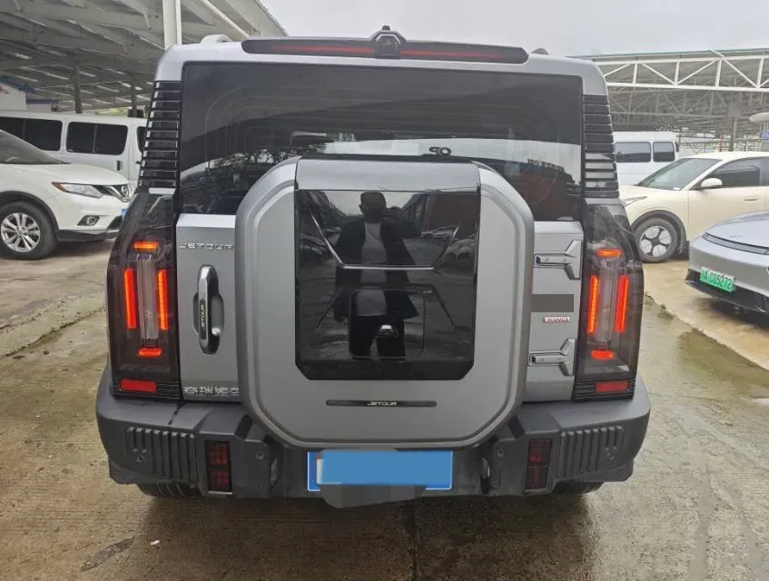 2023 Jetour Traveller 2.0T 254HP L4 7DCT,autocango,china used car exporter,china ev exporter,chinese used car exporter,chinese used ev exporter