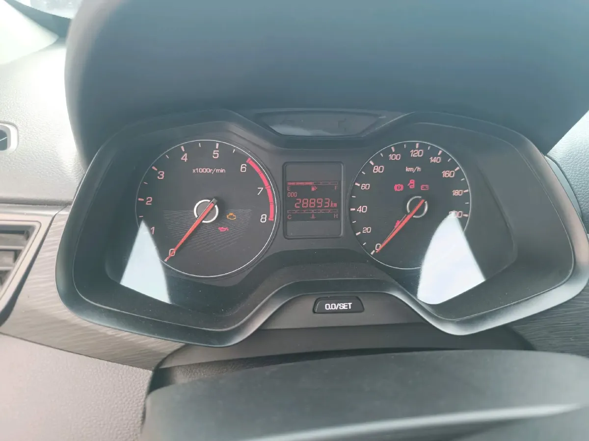 2020 BaoJun 310 1.2L 80HP L4 5MT,autocango,china used car exporter,china ev exporter,chinese used car exporter,chinese used ev exporter