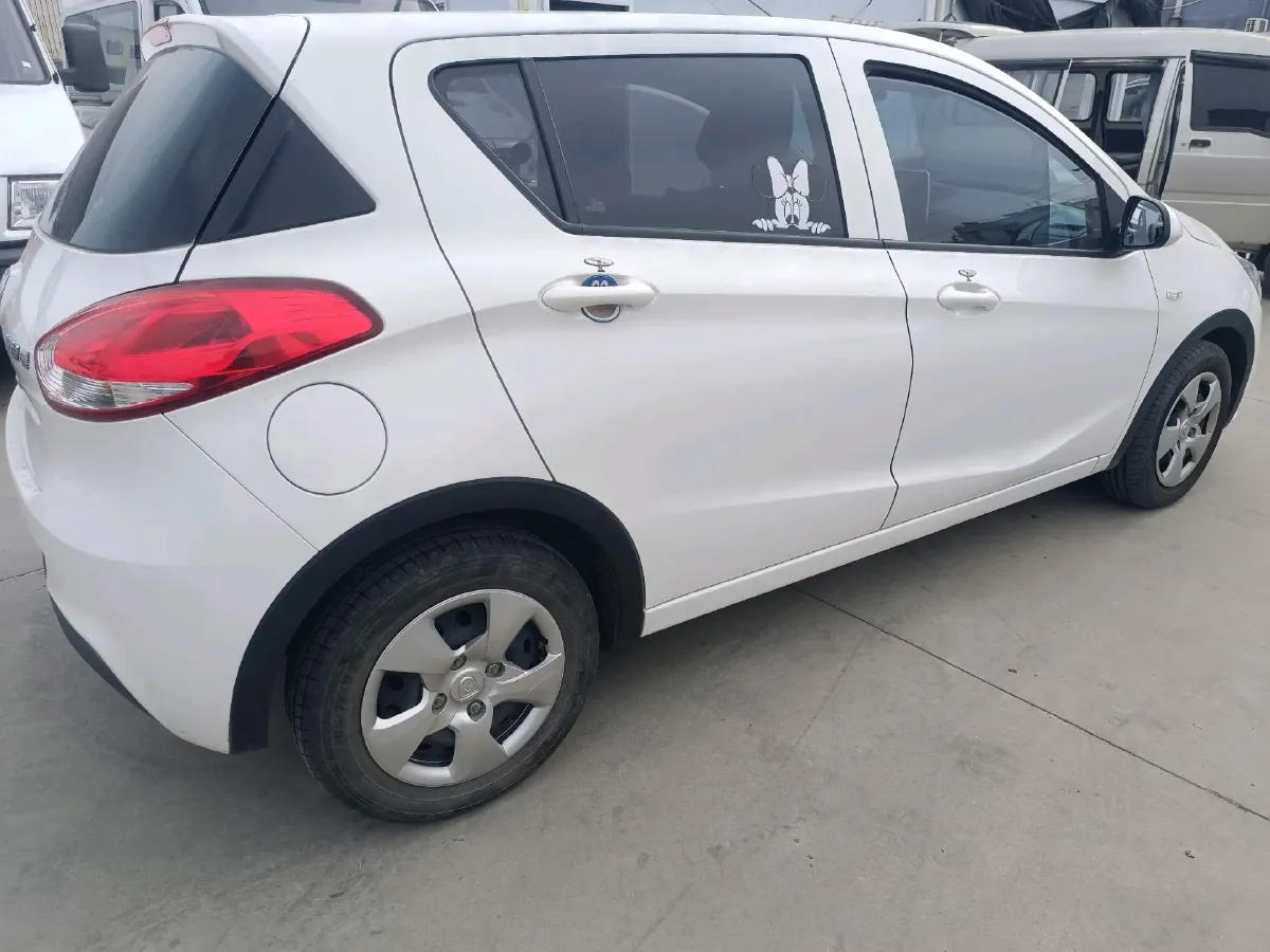 2020 BaoJun 310 1.2L 80HP L4 5MT,autocango,china used car exporter,china ev exporter,chinese used car exporter,chinese used ev exporter
