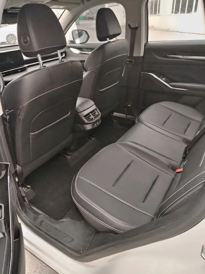 2021 Haval H6 1.5T 169HP L4 7DCT,autocango,china used car exporter,china ev exporter,chinese used car exporter,chinese used ev exporter