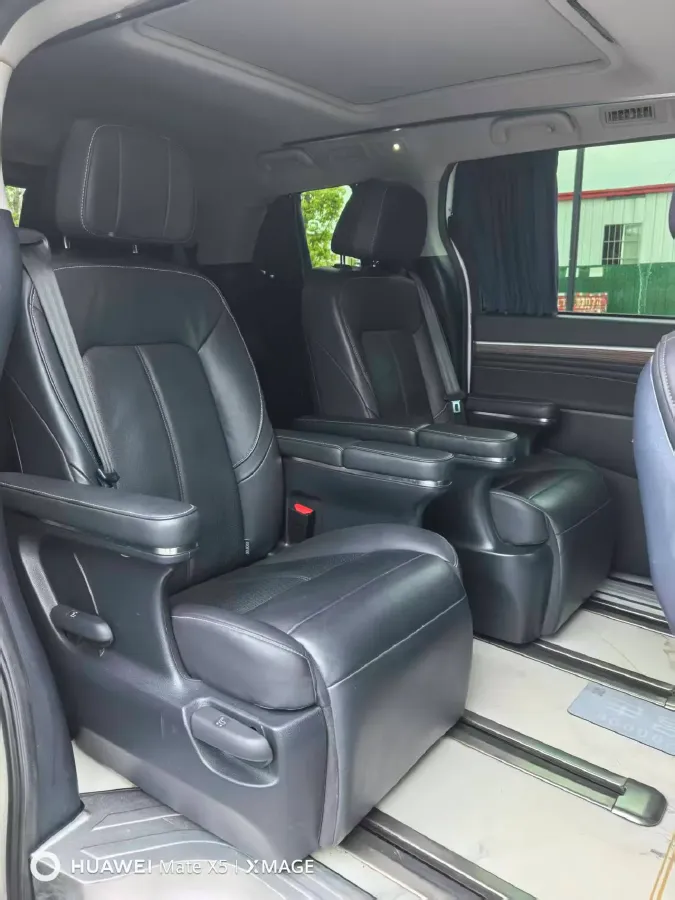 2021 GAC Trumpchi M8 2.0T 252HP L4 8AT,autocango,china used car exporter,china ev exporter,chinese used car exporter,chinese used ev exporter