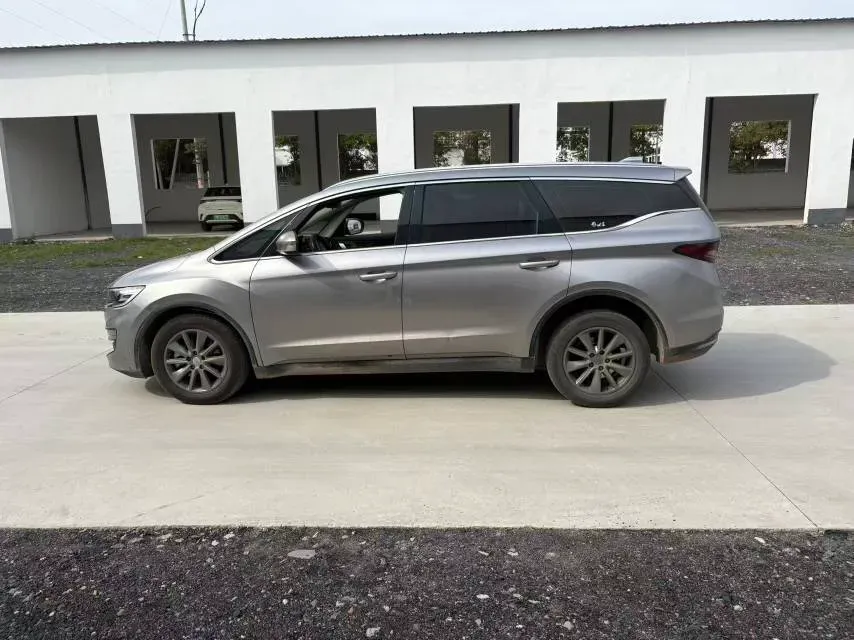 2021 Geely JiaJi 1.8T 184HP L4 7DCT,autocango,china used car exporter,china ev exporter,chinese used car exporter,chinese used ev exporter