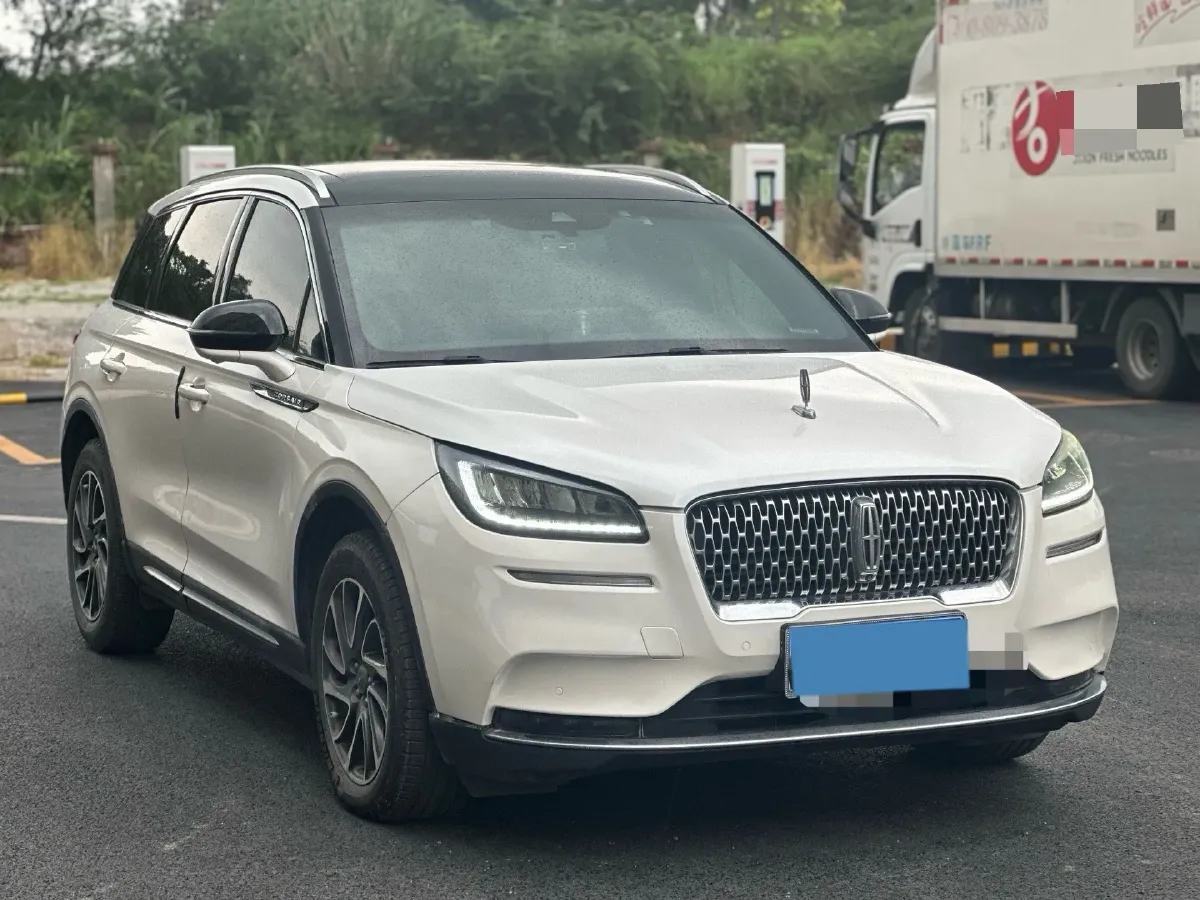 2021 Lincoln Corsair 2.0T 245HP L4 8AT,autocango,china used car exporter,china ev exporter,chinese used car exporter,chinese used ev exporter