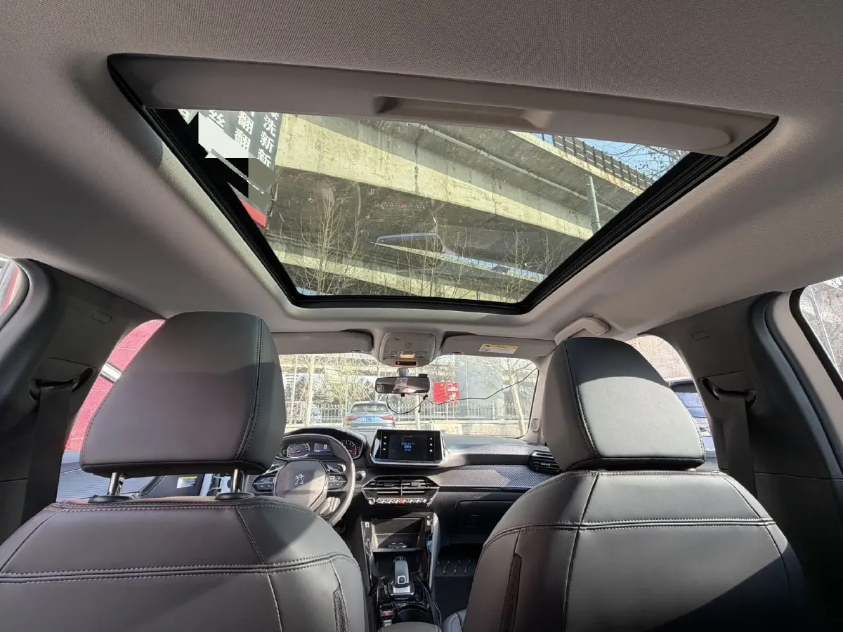 2022 Peugeot 2008 1.2T 136HP L3 6DCT,autocango,china used car exporter,china ev exporter,chinese used car exporter,chinese used ev exporter