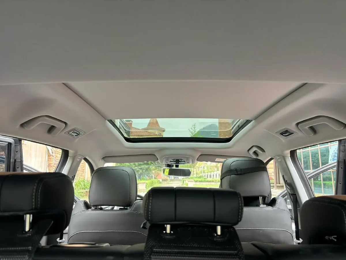 2023 Chery Tiggo 8 Plus 1.6T 197HP L4 7DCT,autocango,china used car exporter,china ev exporter,chinese used car exporter,chinese used ev exporter