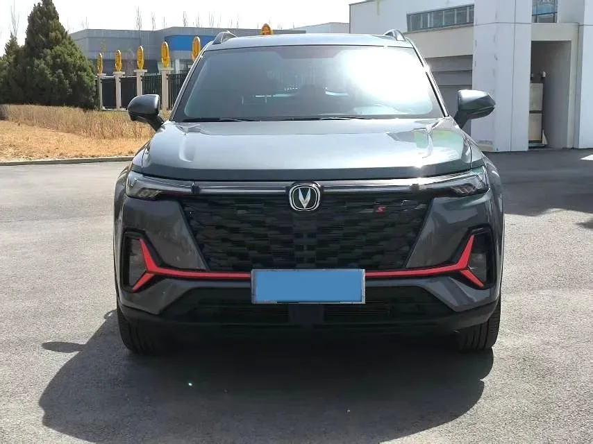 2023 ChangAn CS35 Plus 1.4T 160HP L4 7DCT,autocango,china used car exporter,china ev exporter,chinese used car exporter,chinese used ev exporter