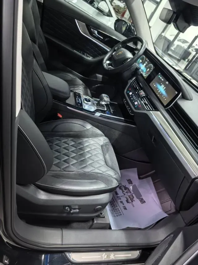 2019 HongQi HS5 2.0T 224HP L4 6AT,autocango,china used car exporter,china ev exporter,chinese used car exporter,chinese used ev exporter