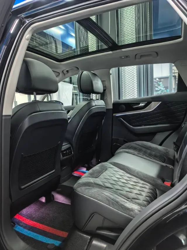 2019 HongQi HS5 2.0T 224HP L4 6AT,autocango,china used car exporter,china ev exporter,chinese used car exporter,chinese used ev exporter