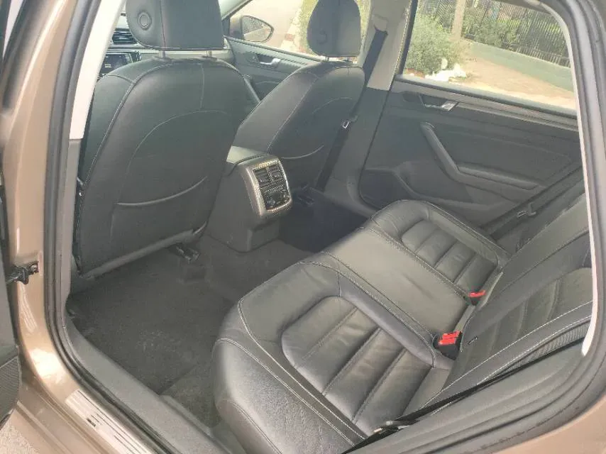 2016 Volkswagen Passat 1.8T 180HP L4 7DCT,autocango,china used car exporter,china ev exporter,chinese used car exporter,chinese used ev exporter