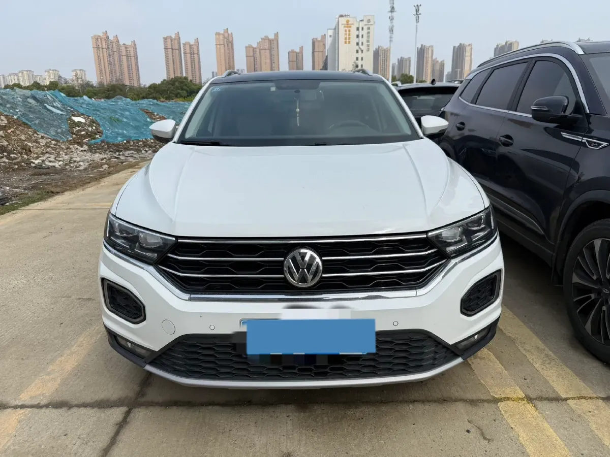 2020 Volkswagen T-Roc 1.4T 150HP L4 7DCT,autocango,china used car exporter,china ev exporter,chinese used car exporter,chinese used ev exporter