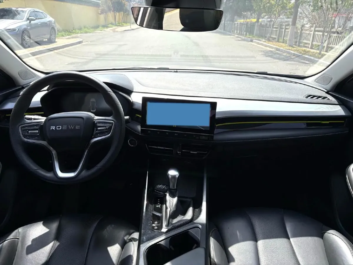 2021 Roewe i5 1.5L 120HP L4 CVT,autocango,china used car exporter,china ev exporter,chinese used car exporter,chinese used ev exporter