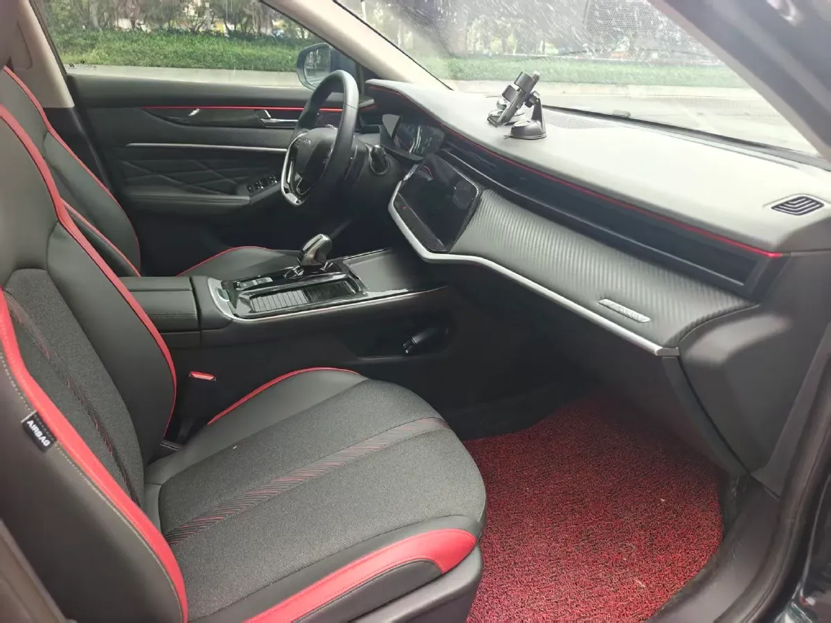 2021 DongFeng Aeolus YiXuan MAX 1.5T 190HP L4 7DCT,autocango,china used car exporter,china ev exporter,chinese used car exporter,chinese used ev exporter