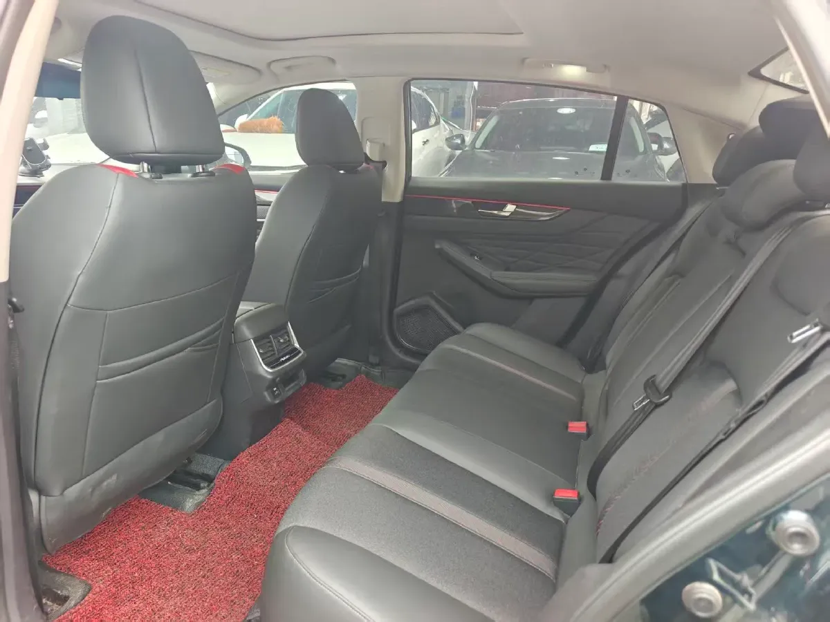 2021 DongFeng Aeolus YiXuan MAX 1.5T 190HP L4 7DCT,autocango,china used car exporter,china ev exporter,chinese used car exporter,chinese used ev exporter