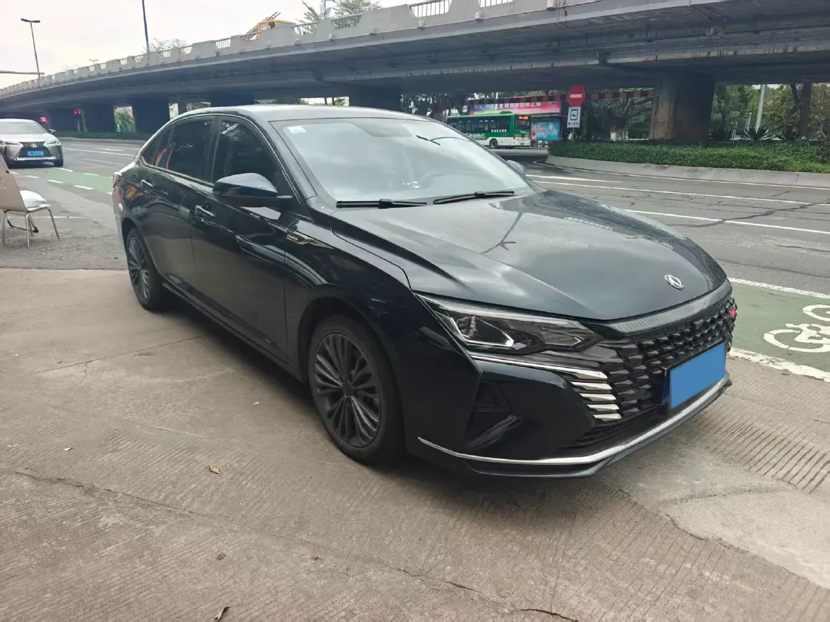 2021 DongFeng Aeolus YiXuan MAX 1.5T 190HP L4 7DCT,autocango,china used car exporter,china ev exporter,chinese used car exporter,chinese used ev exporter
