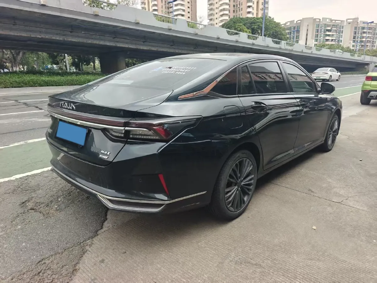 2021 DongFeng Aeolus YiXuan MAX 1.5T 190HP L4 7DCT,autocango,china used car exporter,china ev exporter,chinese used car exporter,chinese used ev exporter