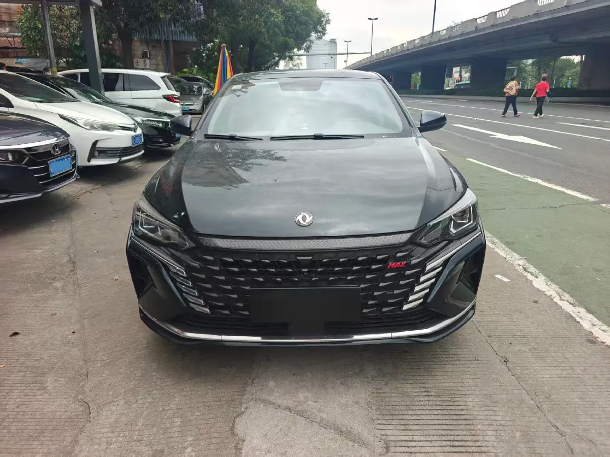 2021 DongFeng Aeolus YiXuan MAX 1.5T 190HP L4 7DCT,autocango,china used car exporter,china ev exporter,chinese used car exporter,chinese used ev exporter