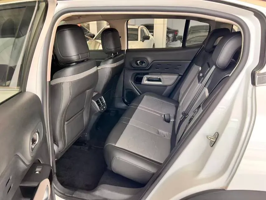 2020 Citroen C5 Aircross 1.6T 170HP L4 6AT,autocango,china used car exporter,china ev exporter,chinese used car exporter,chinese used ev exporter