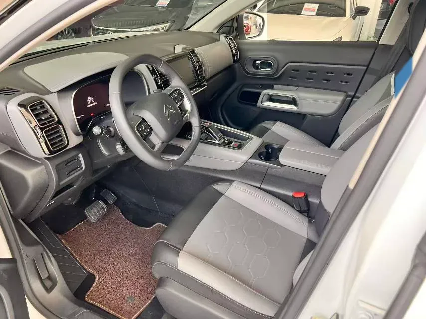 2020 Citroen C5 Aircross 1.6T 170HP L4 6AT,autocango,china used car exporter,china ev exporter,chinese used car exporter,chinese used ev exporter