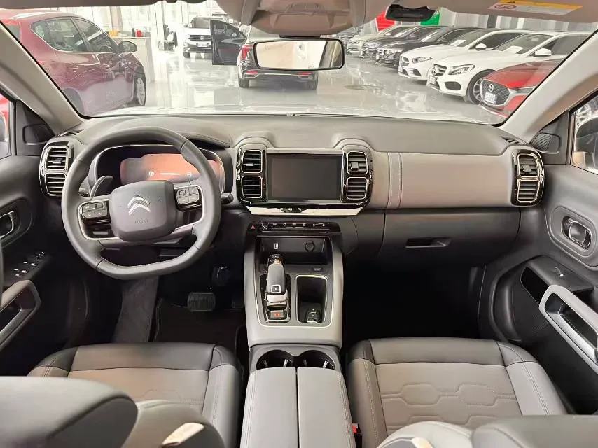 2020 Citroen C5 Aircross 1.6T 170HP L4 6AT,autocango,china used car exporter,china ev exporter,chinese used car exporter,chinese used ev exporter