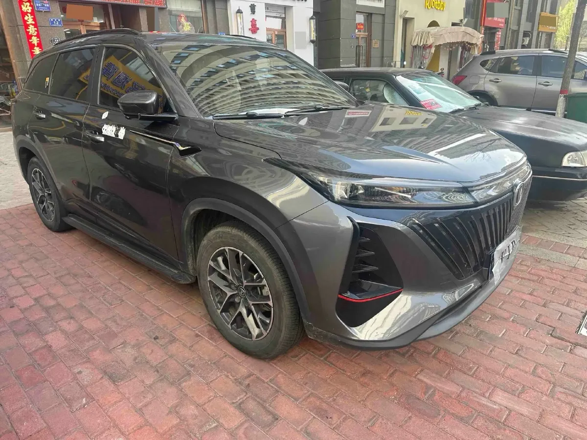2022 ChangAn CS75 Plus 1.5T 188HP L4 8AT,autocango,china used car exporter,china ev exporter,chinese used car exporter,chinese used ev exporter