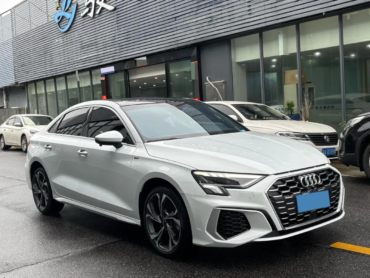 2022 Audi A3 1.4T 150HP L4 7DCT,autocango,china used car exporter,china ev exporter,chinese used car exporter,chinese used ev exporter