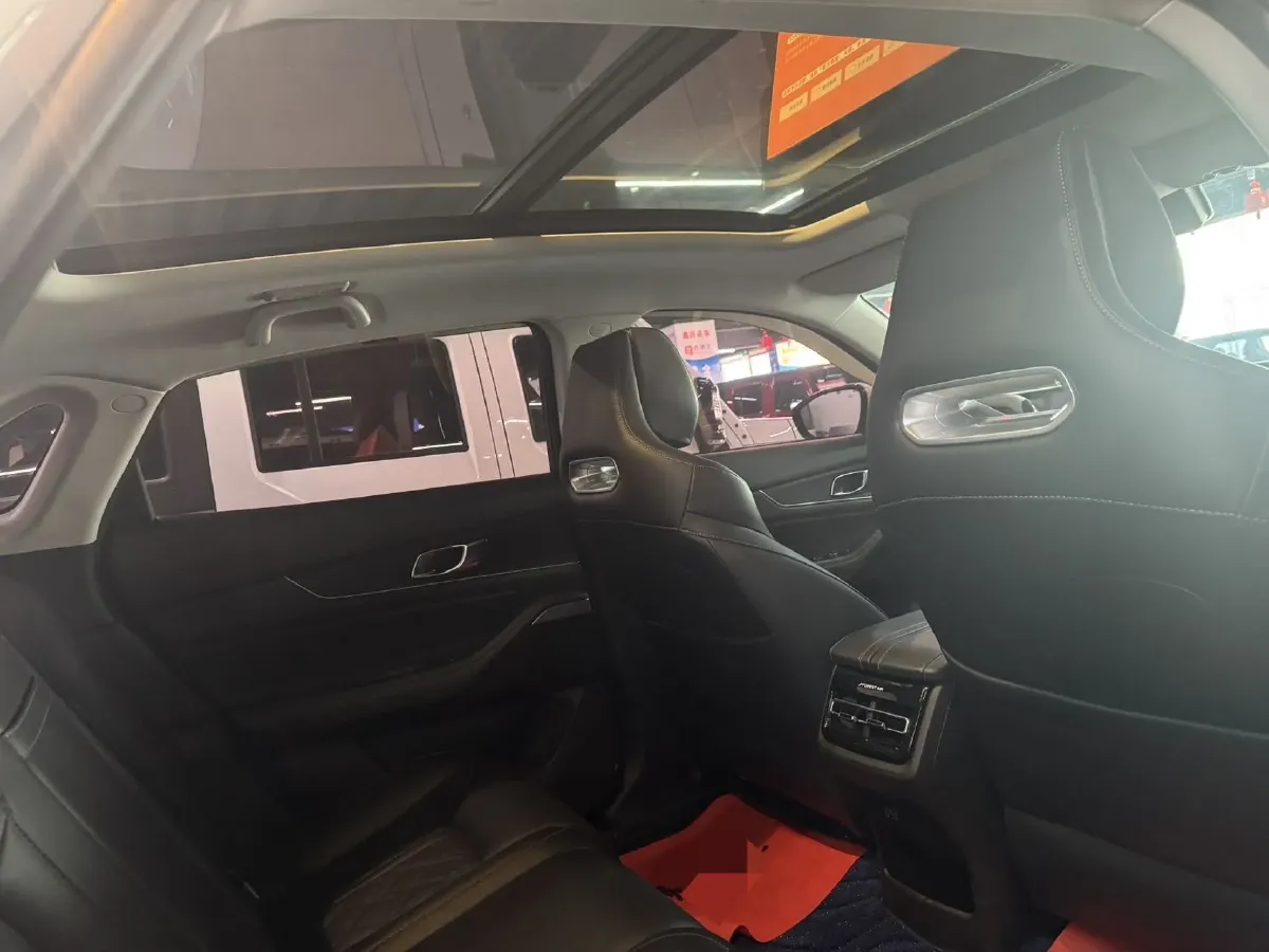 2021 ChangAn UNI-K 2.0T 233HP L4 8AT,autocango,china used car exporter,china ev exporter,chinese used car exporter,chinese used ev exporter